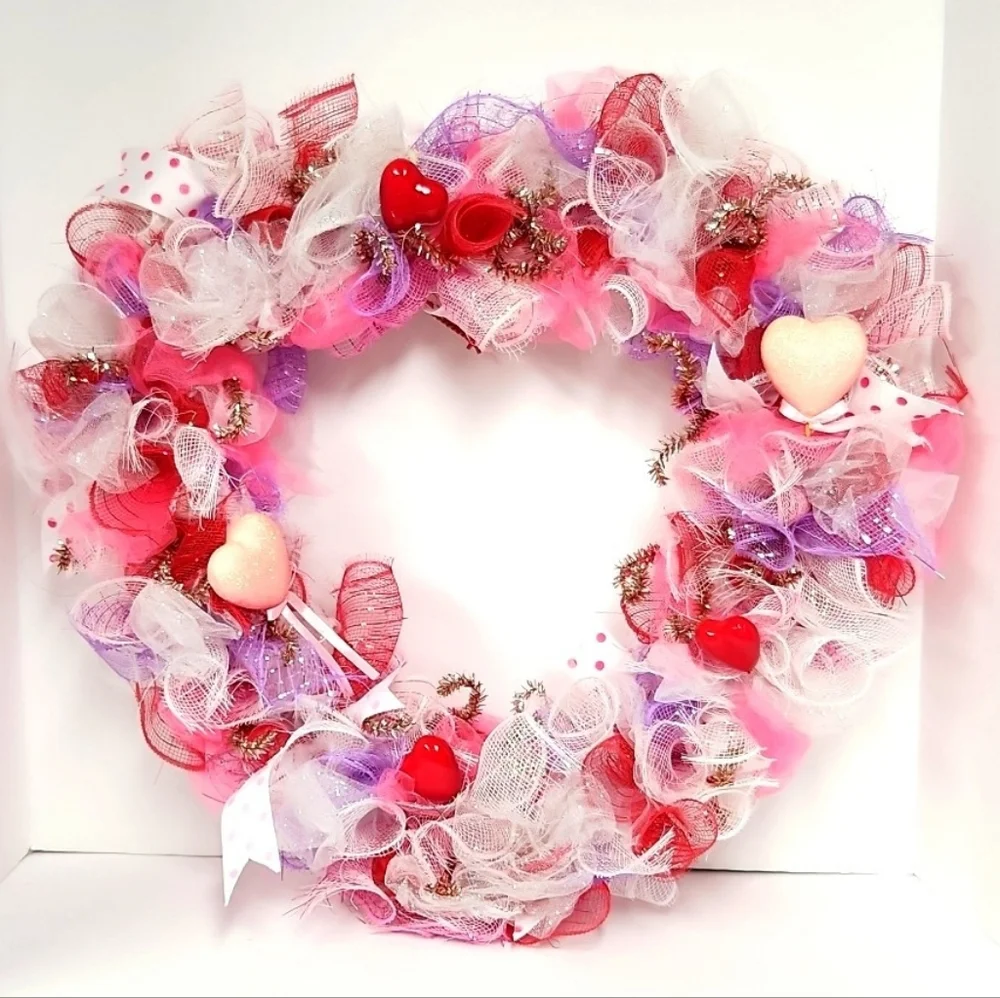 Valentine’s Day Heart Shaped Decorative Mesh Front Door Wreath/Wall Hang…